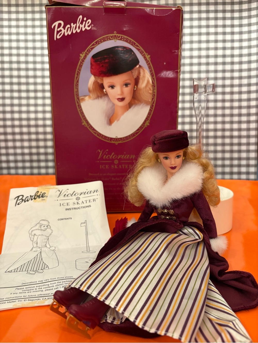 Mattel Barbie Victorian Ice Skater Special Edition Doll 2000 11.5in w/ Box
